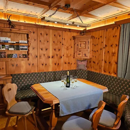 Alpesi faház Alpenchalet Lengau Im Bergsteigerdorf Ginzling *